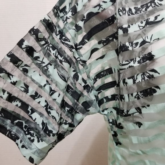 Xhilaration top Medium sheer striped floral graphic 100% polyester summer - Picture 5 of 9